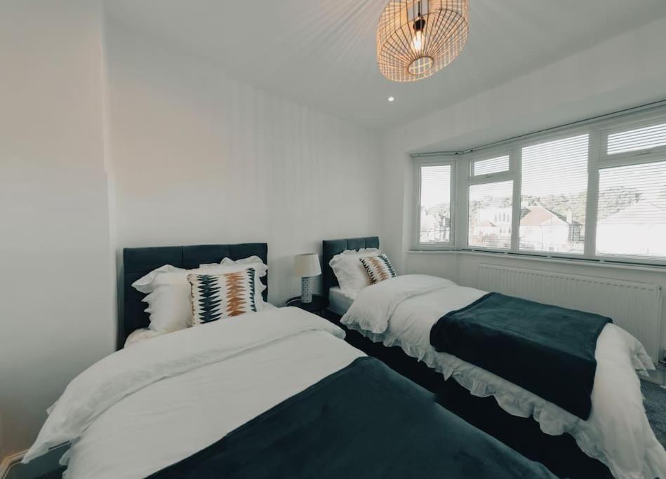 Homely & Peaceful Living Space Morden  Exteriér fotografie